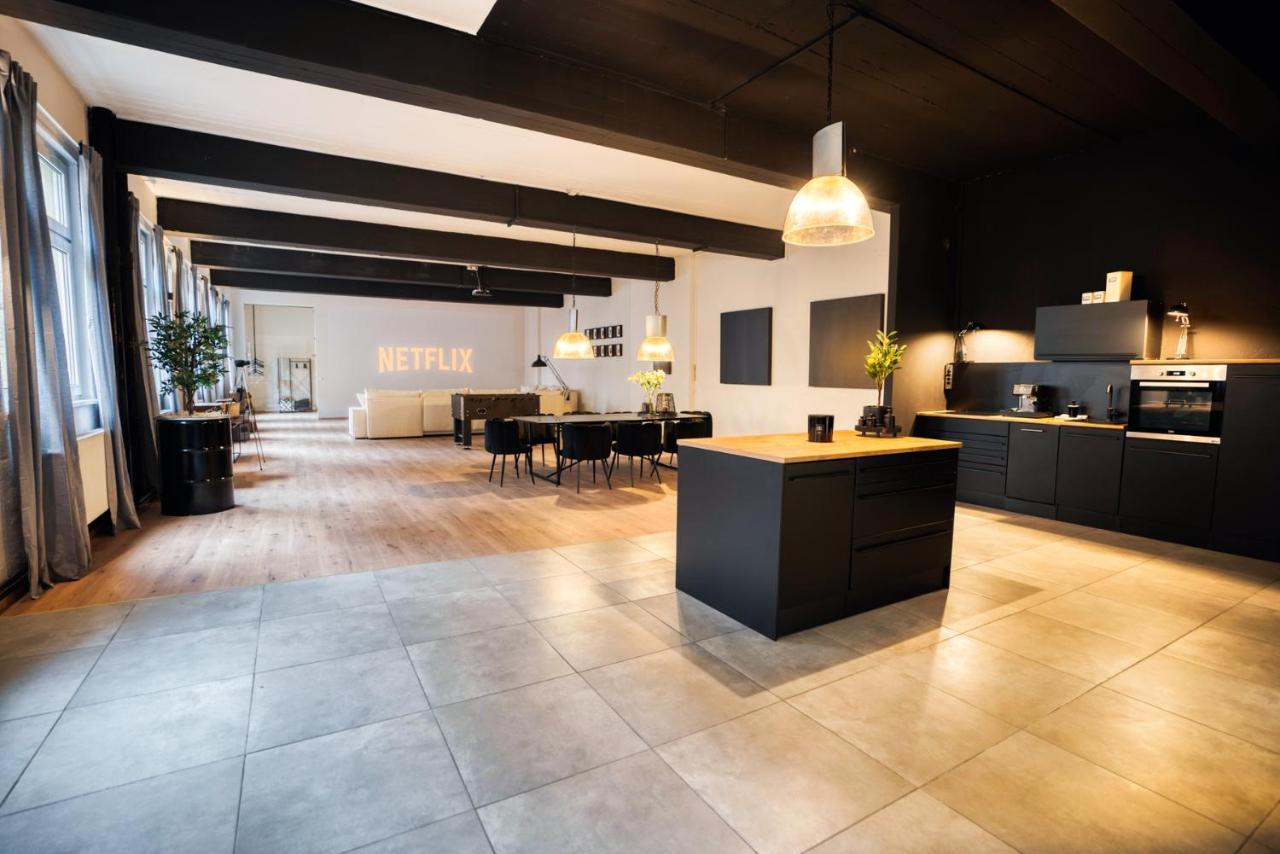 Design Loft - 200Qm2 - Heimkino - Bestlage - Parkplatz Wiesbaden Exterior photo